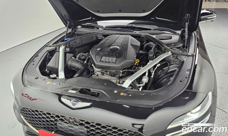 Genesis G70 Gasoline 2.0T 2WD