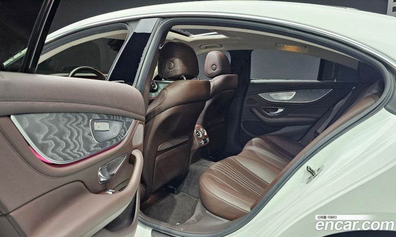 Mercedes Benz CLS-Class CLS450 4MATIC AMG Line
