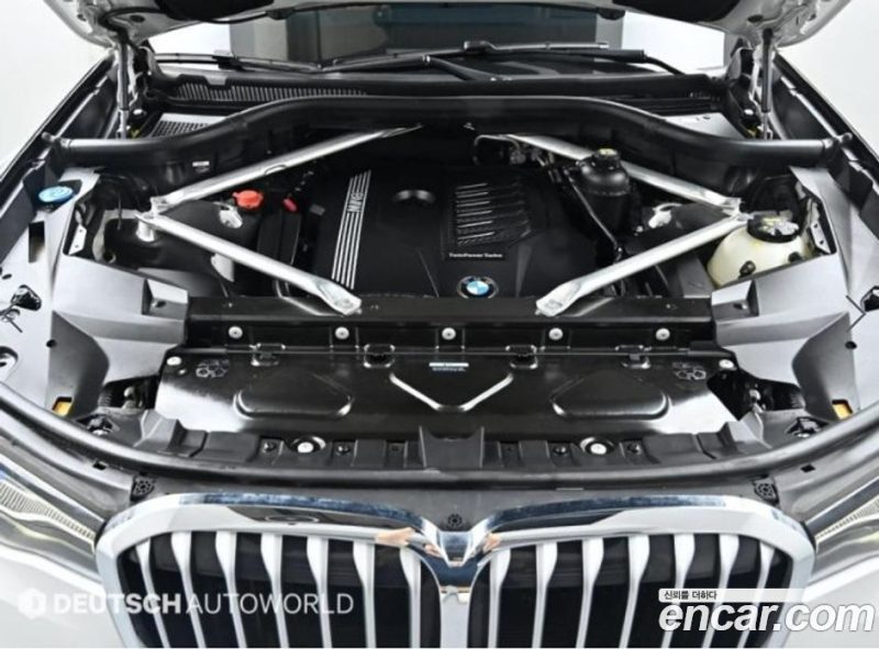 BMW X7 xDrive i40 Design Pure Excellence 6-Seater