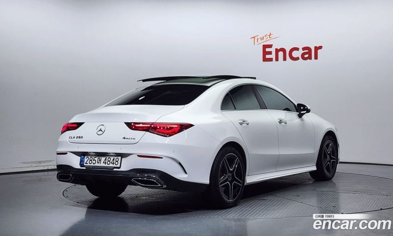 Mercedes Benz CLA-Class CLA250 4MATIC