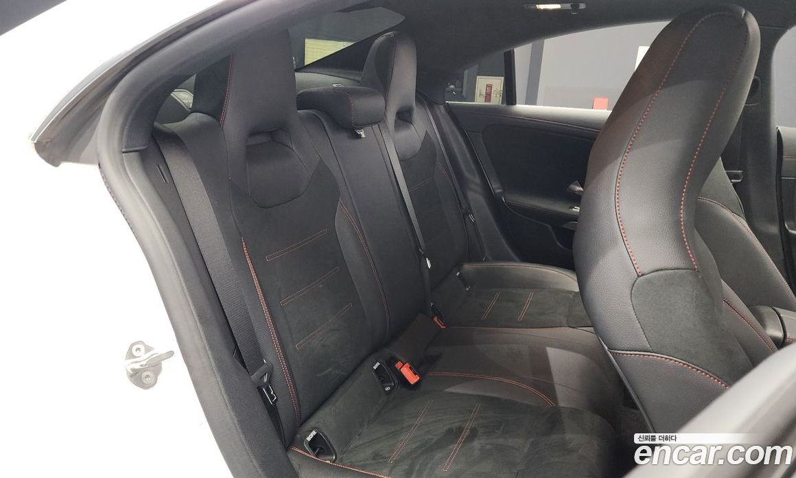 Mercedes Benz CLA-Class CLA250 4MATIC