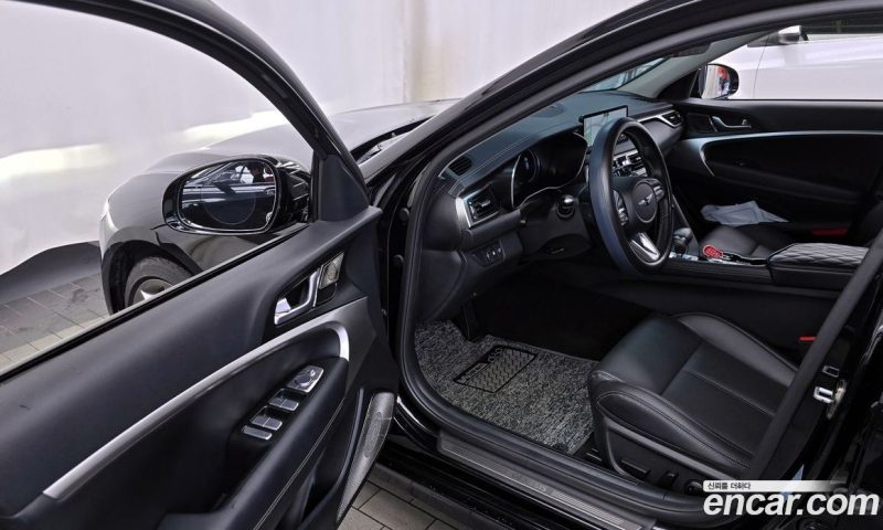 Genesis G70 Gasoline 2.0T 2WD