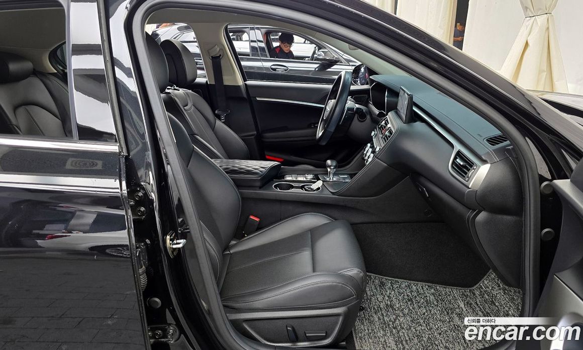 Genesis G70 Gasoline 2.0T 2WD