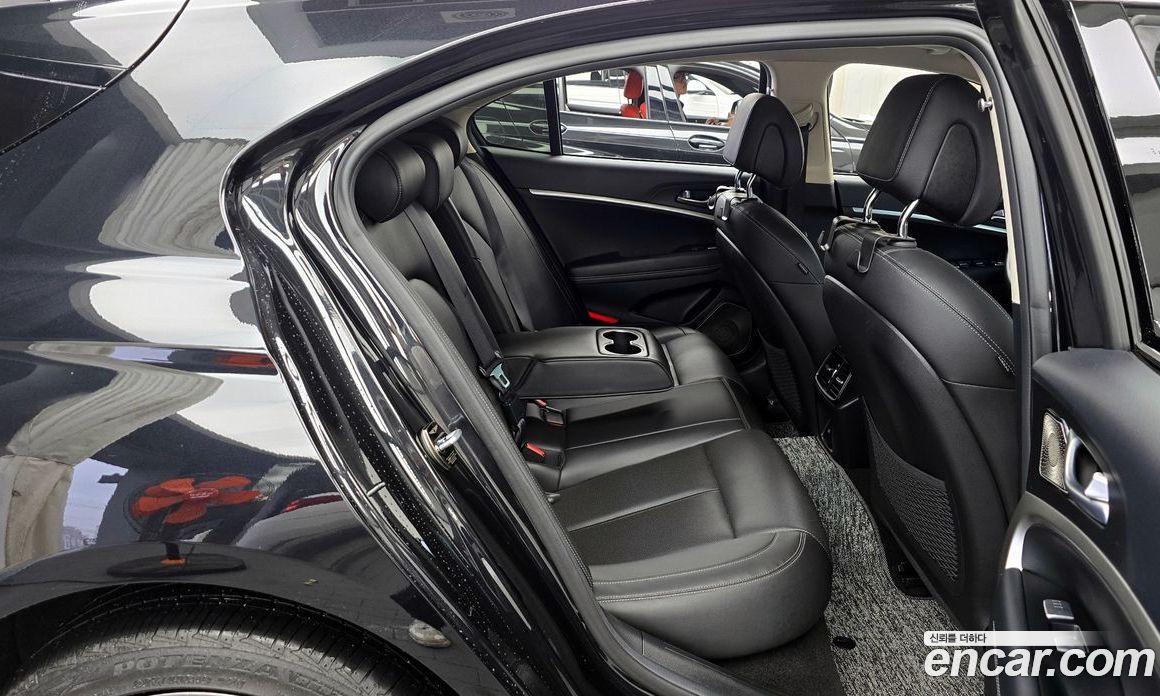 Genesis G70 Gasoline 2.0T 2WD