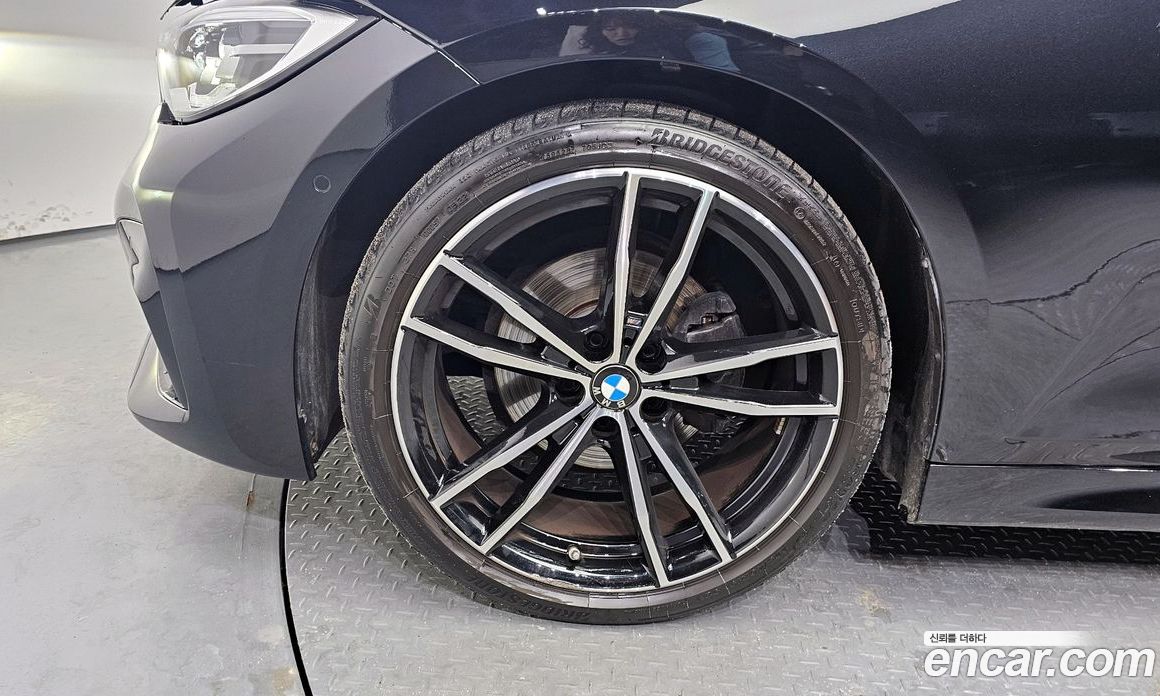 BMW 3-Series i320 M Sport