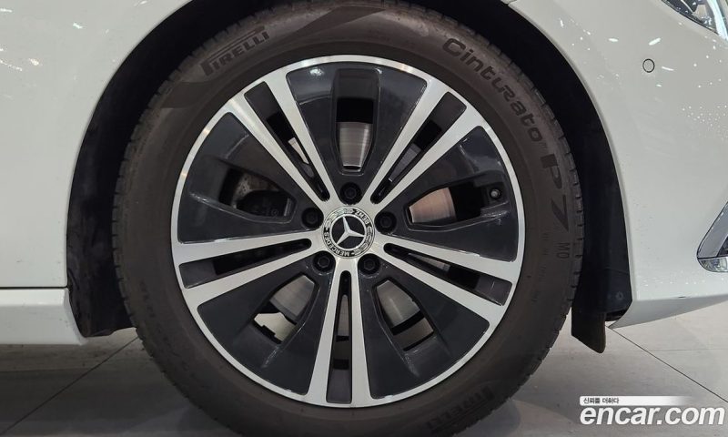 Mercedes Benz E-Class E250 Avantgarde