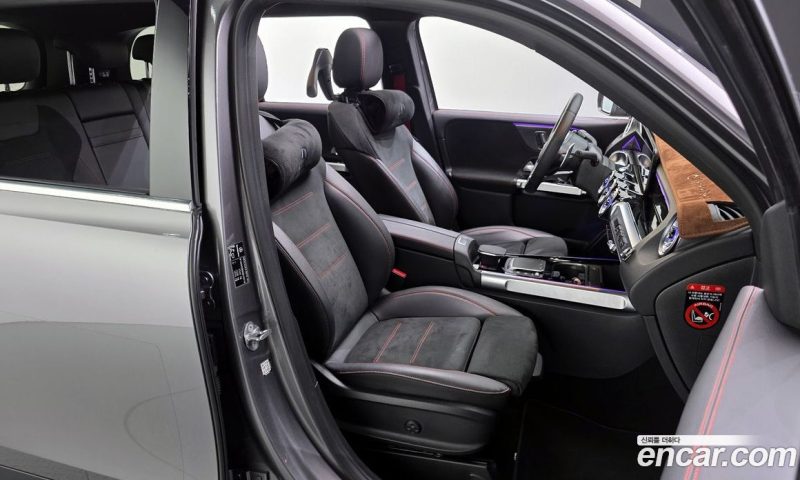 Mercedes Benz GLB-Class AMG GLB35 4MATIC