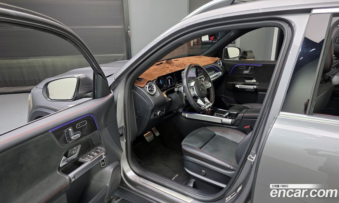 Mercedes Benz GLB-Class AMG GLB35 4MATIC
