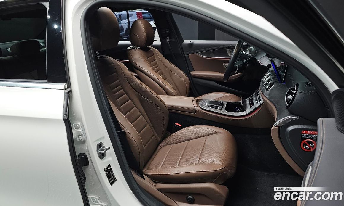 Mercedes Benz E-Class E350 4MATIC Avantgarde