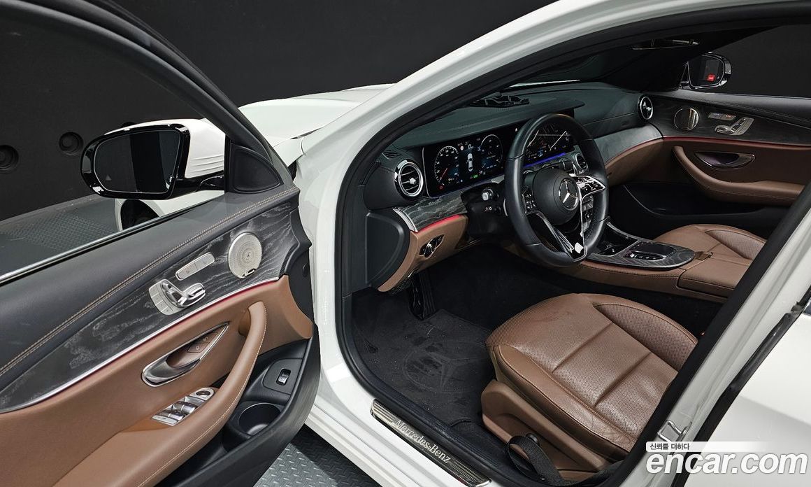 Mercedes Benz E-Class E350 4MATIC Avantgarde