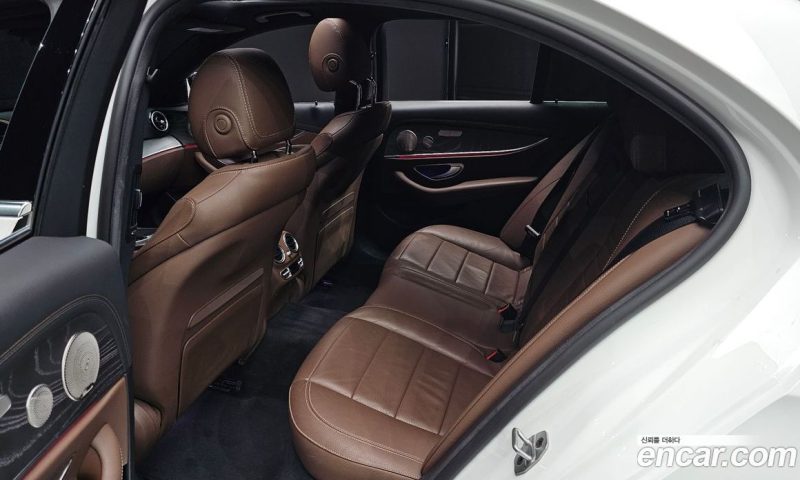 Mercedes Benz E-Class E350 4MATIC Avantgarde