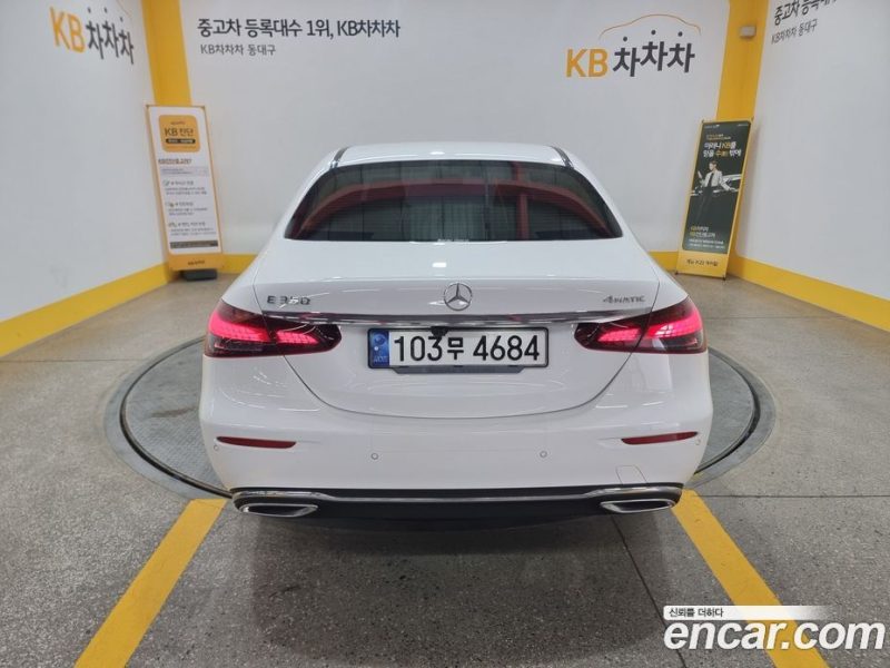 Mercedes Benz E-Class E350 4MATIC Avantgarde