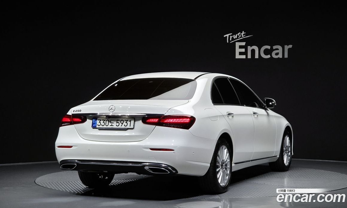 Mercedes Benz E-Class E250 Exclusive