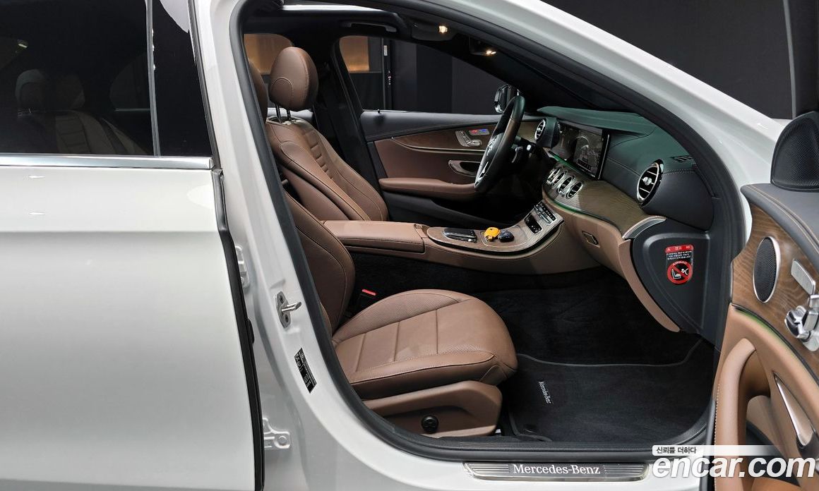 Mercedes Benz E-Class E250 Exclusive