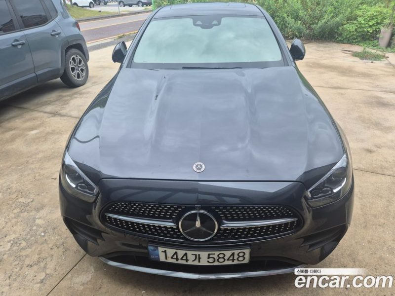 Mercedes Benz E-Class E220d 4MATIC AMG Line