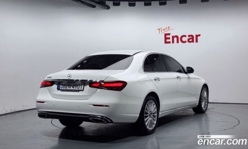 Mercedes Benz E-Class E250 Exclusive