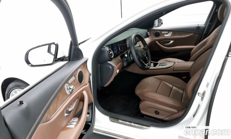 Mercedes Benz E-Class E250 Exclusive