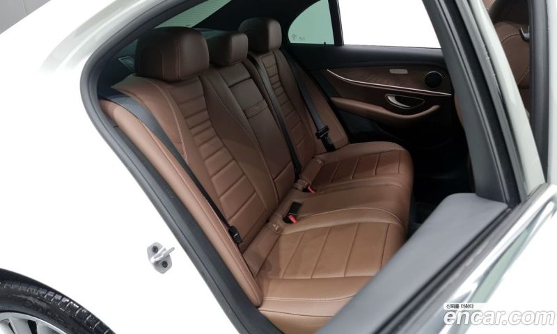 Mercedes Benz E-Class E250 Exclusive