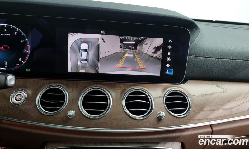 Mercedes Benz E-Class E250 Exclusive