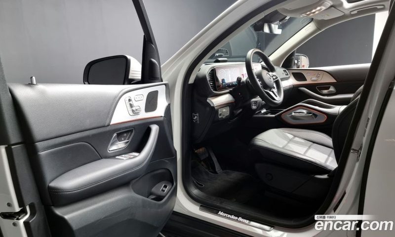 Mercedes Benz GLE-Class GLE300d 4MATIC