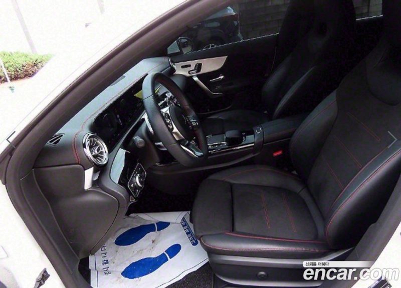 Mercedes Benz CLA-Class CLA250 4MATIC