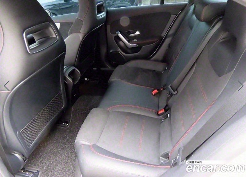 Mercedes Benz CLA-Class CLA250 4MATIC