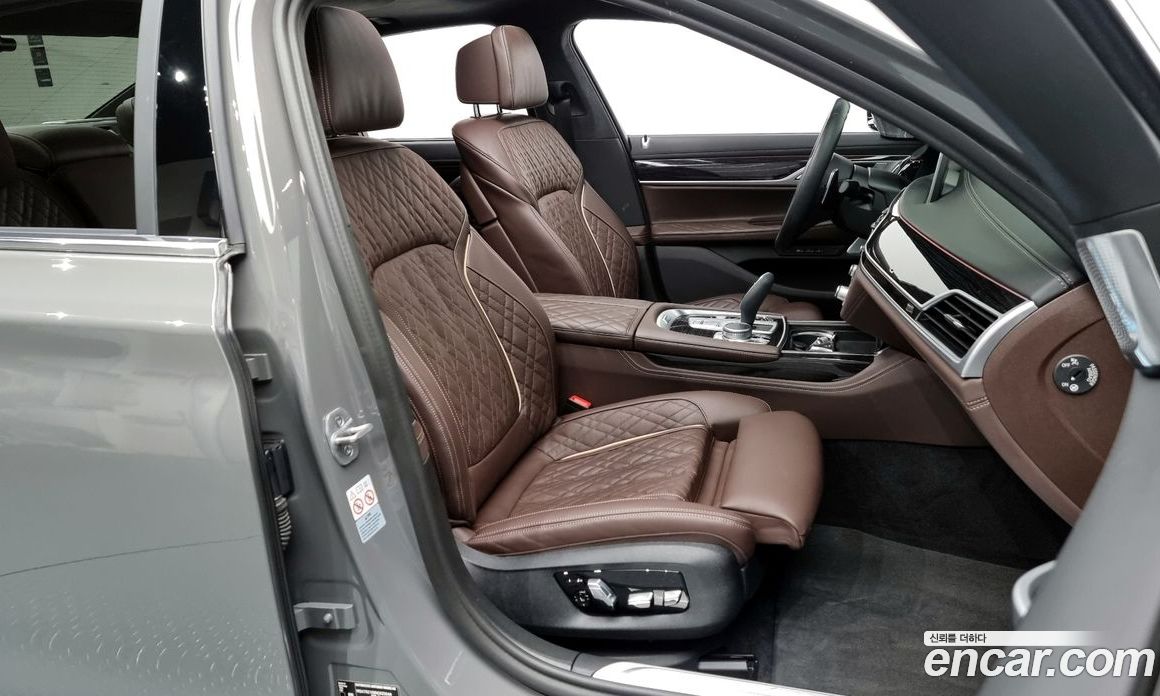 BMW 7-Series i740 M Sport