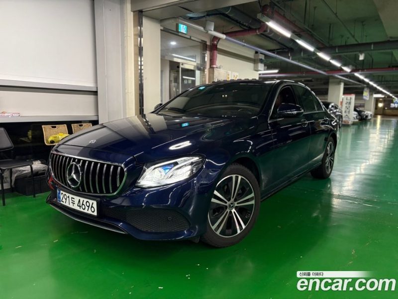 Mercedes Benz E-Class E220d Avantgarde