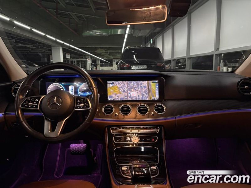 Mercedes Benz E-Class E220d Avantgarde
