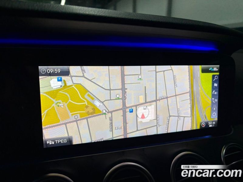 Mercedes Benz E-Class E220d Avantgarde