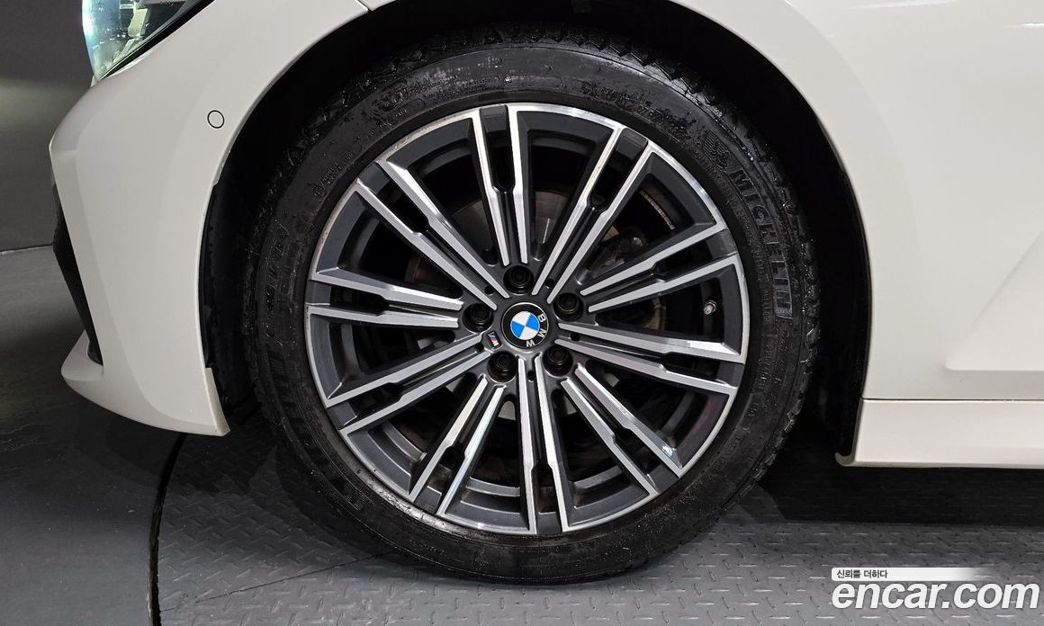 BMW 3-Series i320 M Sport