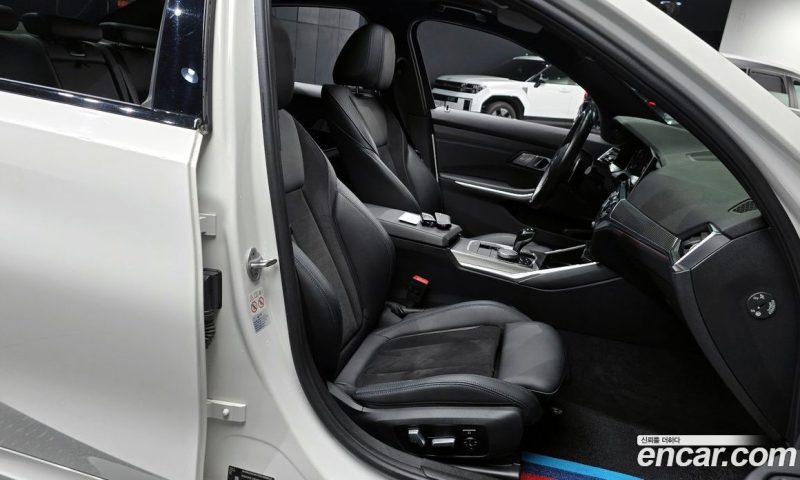 BMW 3-Series i320 M Sport
