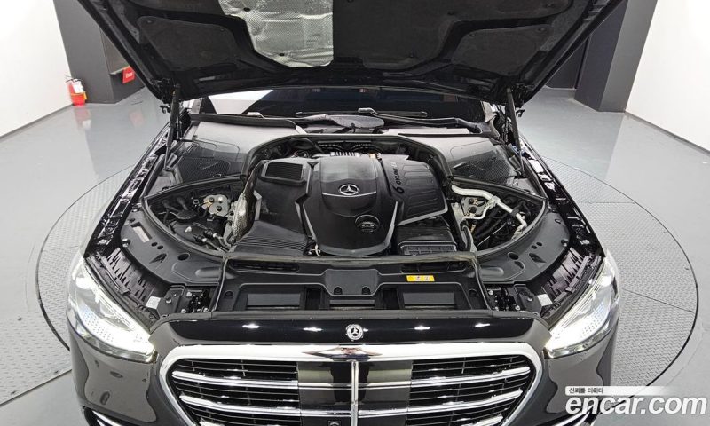 Mercedes Benz S-Class S400 D 4MATIC