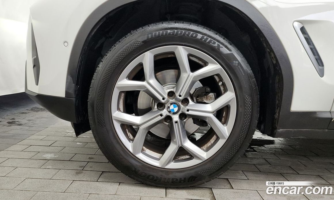 BMW X3 xDrive i20