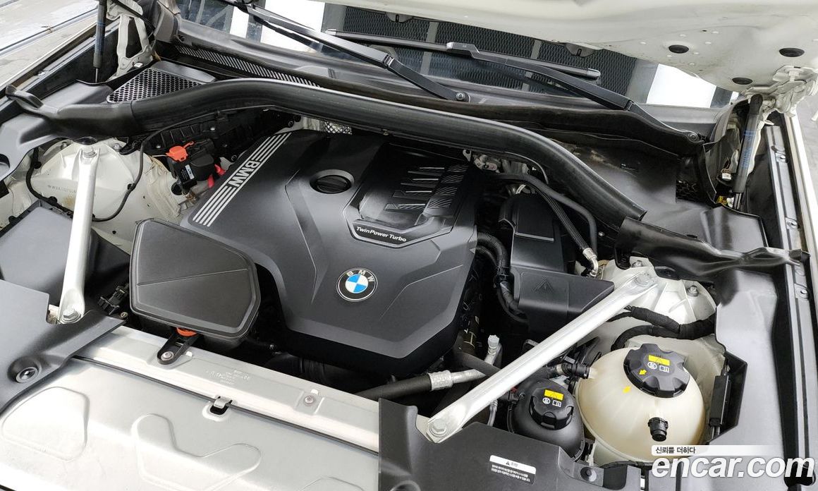 BMW X3 xDrive i20
