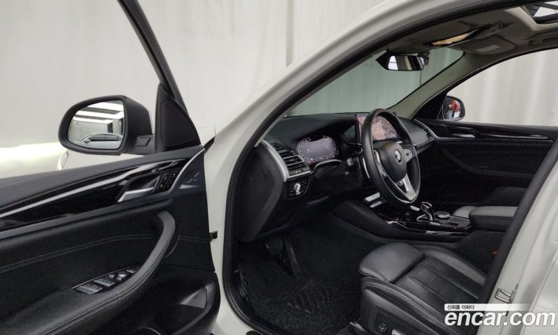 BMW X3 xDrive i20