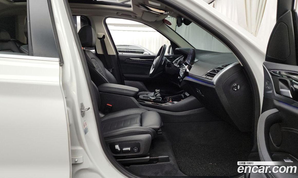 BMW X3 xDrive i20