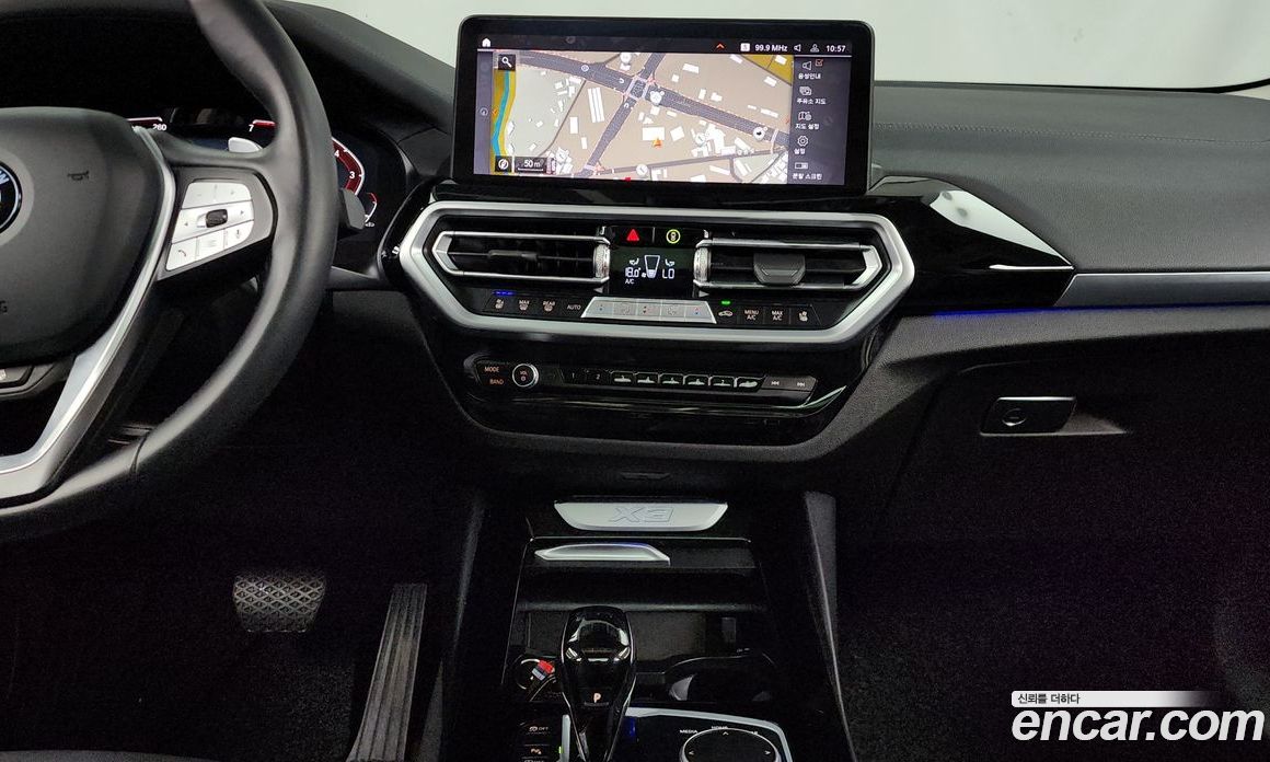 BMW X3 xDrive i20