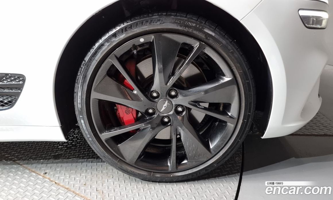 Genesis G70 Gasoline 2.0T 4WD