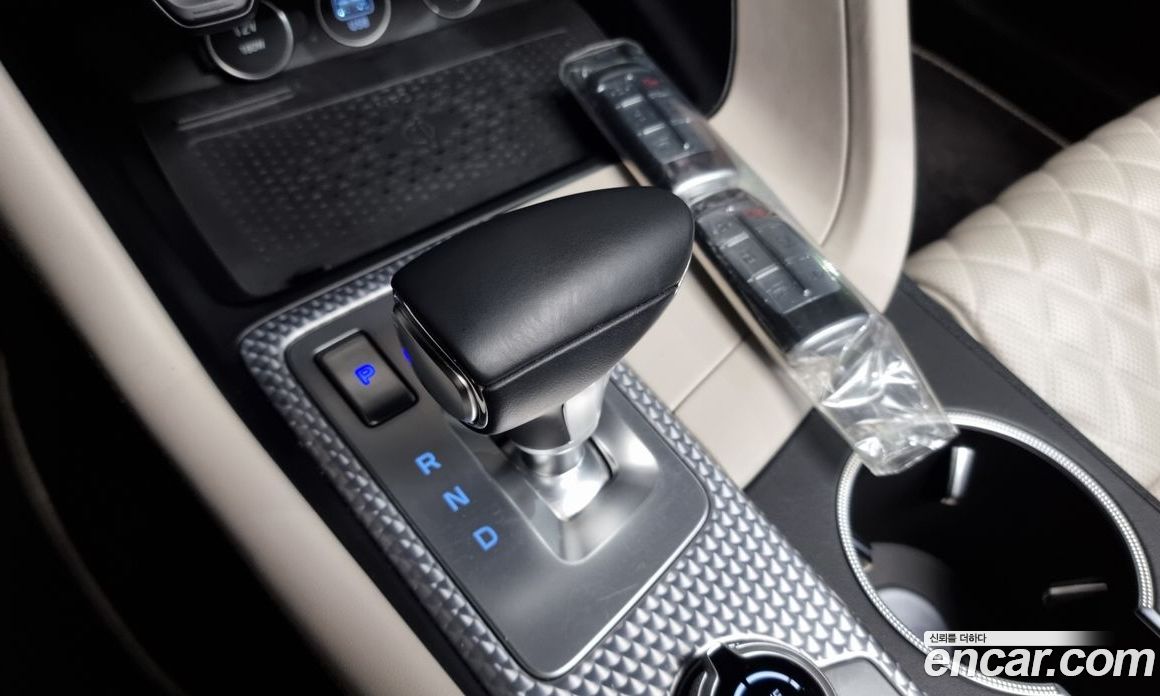 Genesis G70 Gasoline 2.0T 4WD
