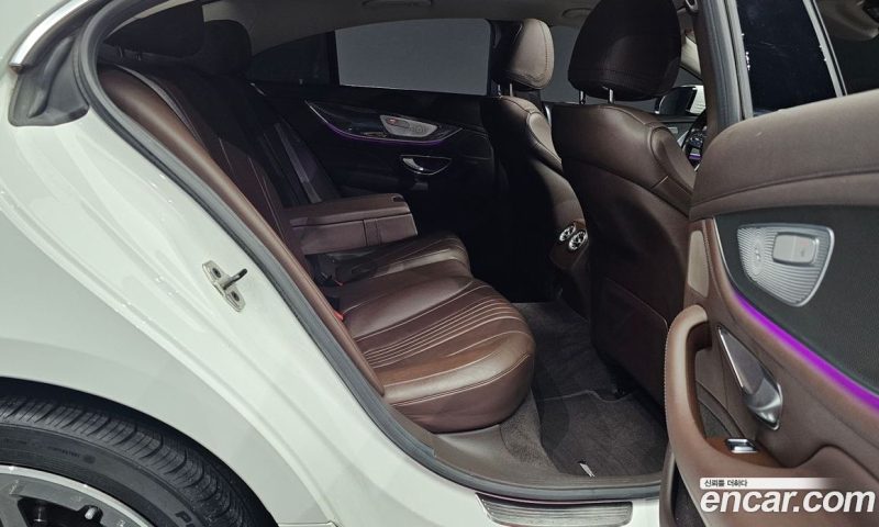 Mercedes Benz CLS-Class CLS300d AMG Line