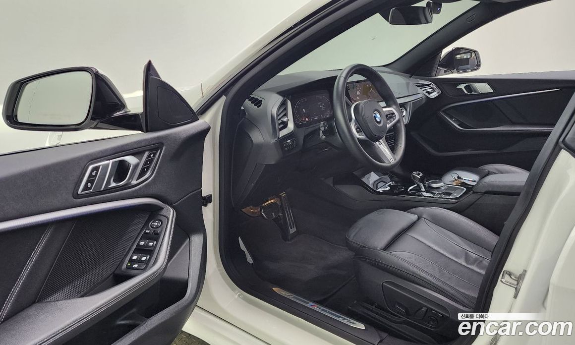 BMW 2-Series i220 M Sports