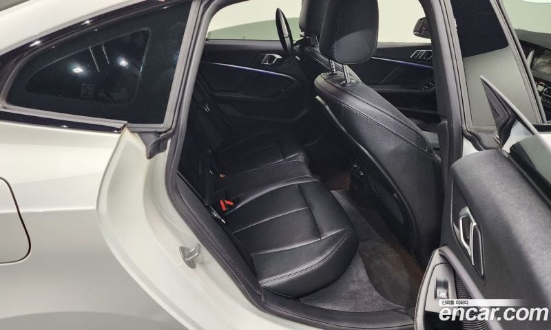 BMW 2-Series i220 M Sports