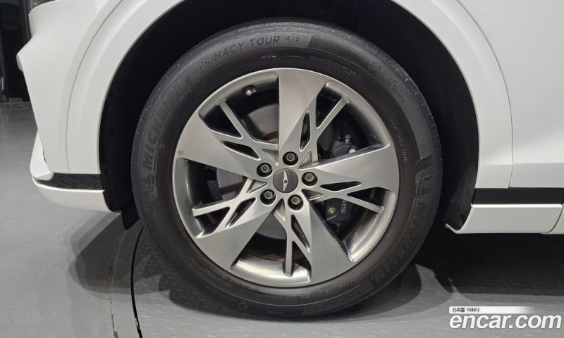 Genesis GV70 2.5T Gasoline 2WD