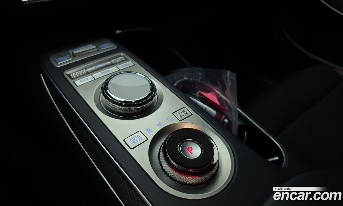 Genesis GV70 2.5T Gasoline 2WD