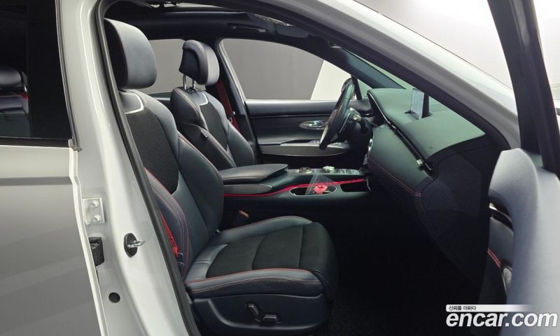 Genesis GV70 2.5T Gasoline 2WD