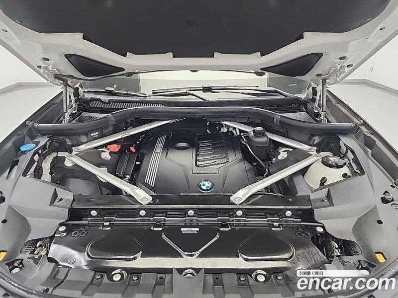 BMW X7 xDrive i40 M Sport 6STR