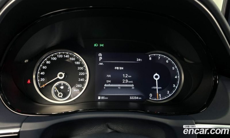 Genesis GV70 2.5T Gasoline 2WD