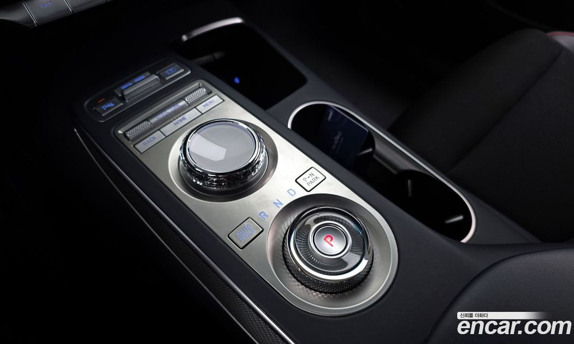 Genesis GV70 2.5T Gasoline 2WD