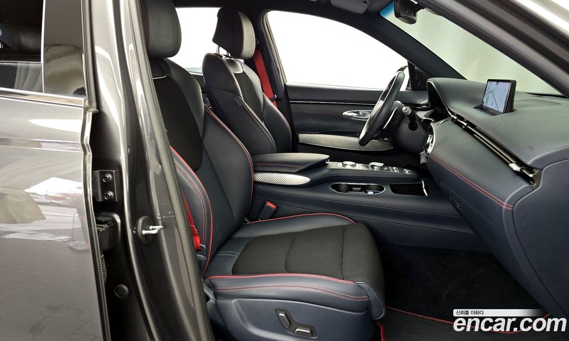 Genesis GV70 2.5T Gasoline 2WD